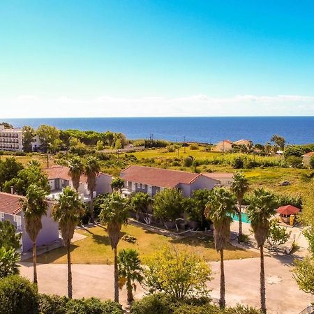 Blue Horizon Hotel Свороната Екстериор снимка