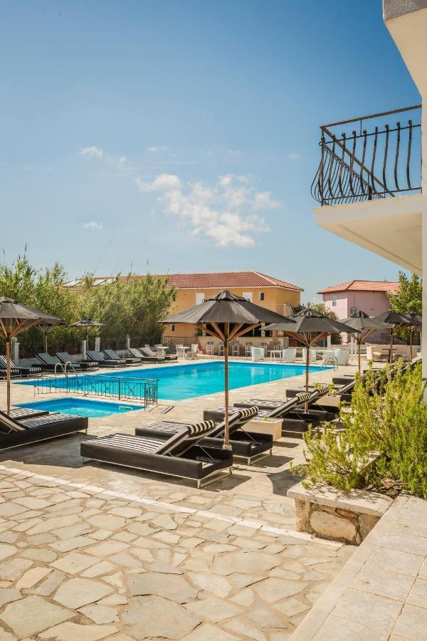 Blue Horizon Hotel Свороната Екстериор снимка